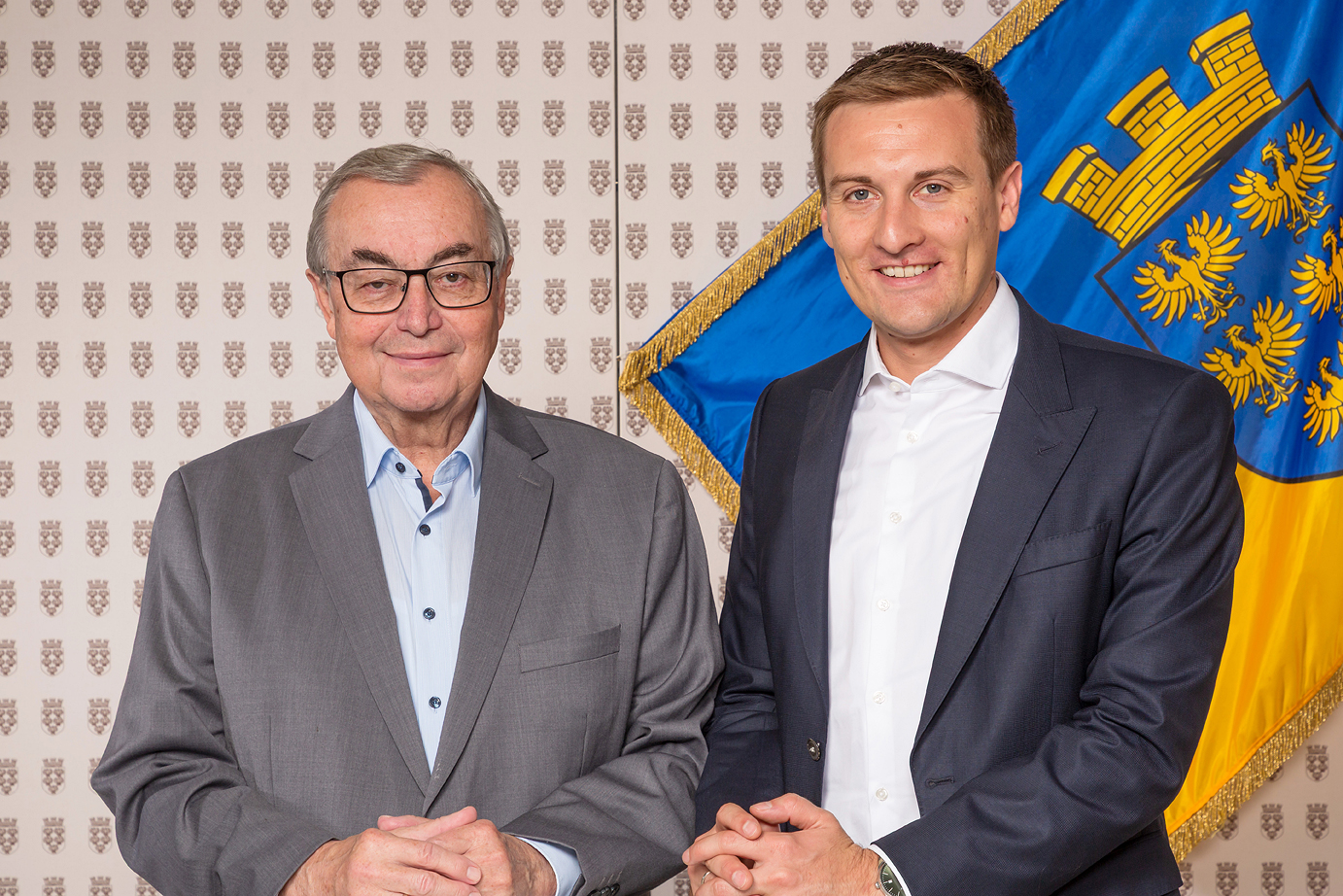 Am Foto: Landesrat Sven Hergovich mit Bürgermeister Wolfram Erasim.